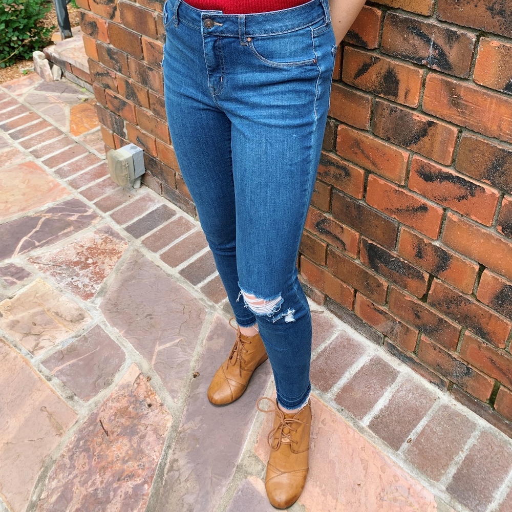 Low-Rise Skinny Denim Jeans